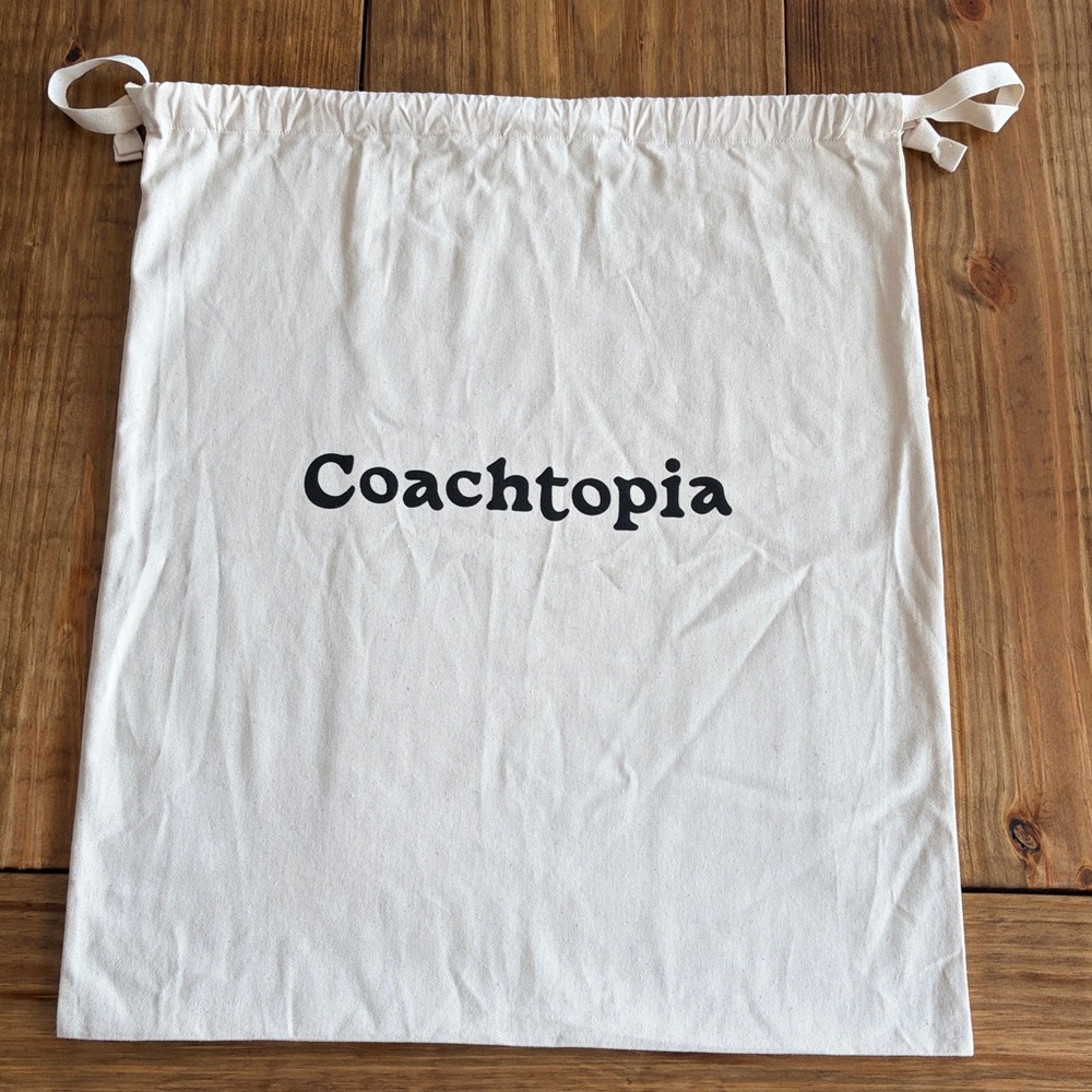 Authentic Extra Large NEW Coachtopia Cream Dust Bag